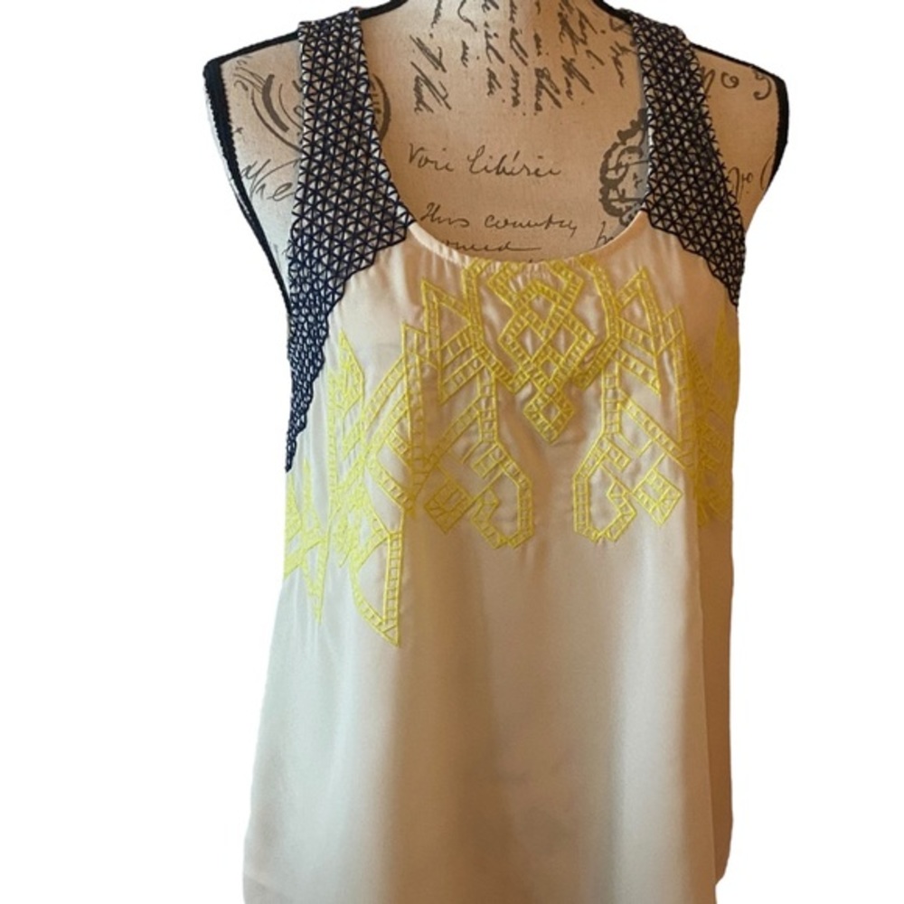 Skies are Blue emboroidered tank top Size 8
